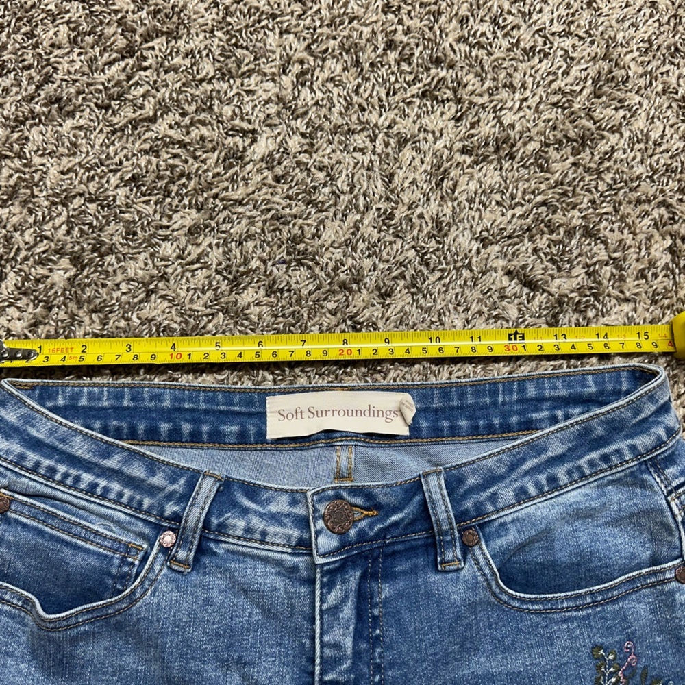 COPY - Soft Surroundings Embroidered Floral Jeans Beaded Embellished size 8 - Picture 7 of 9